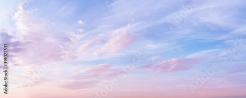 Tableau sur toile Pastel colored romantic sky panoramic
