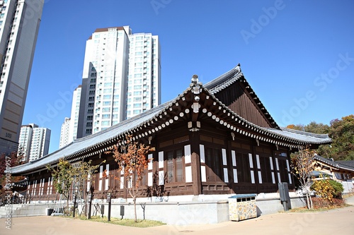 한국의한옥마을입니다