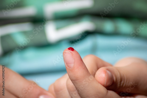 Wallpaper Mural Medical diabetes blood testing  Torontodigital.ca