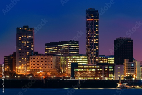 Liverpool skyline night © rabbit75_fot