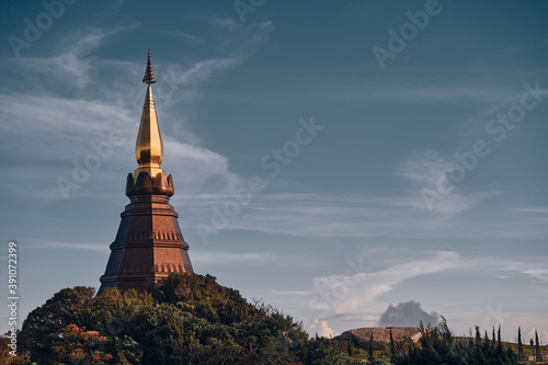 Obraz na płótnie pagoda on the top in an Inthanon mountain, Chiang Mai, Thailand. w salonie