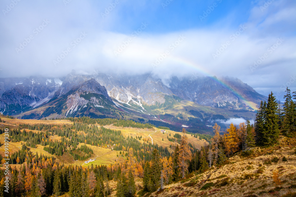 Herbsttliches  Farbenspiel am Schneeberg in Mühlbach am Hochkönig