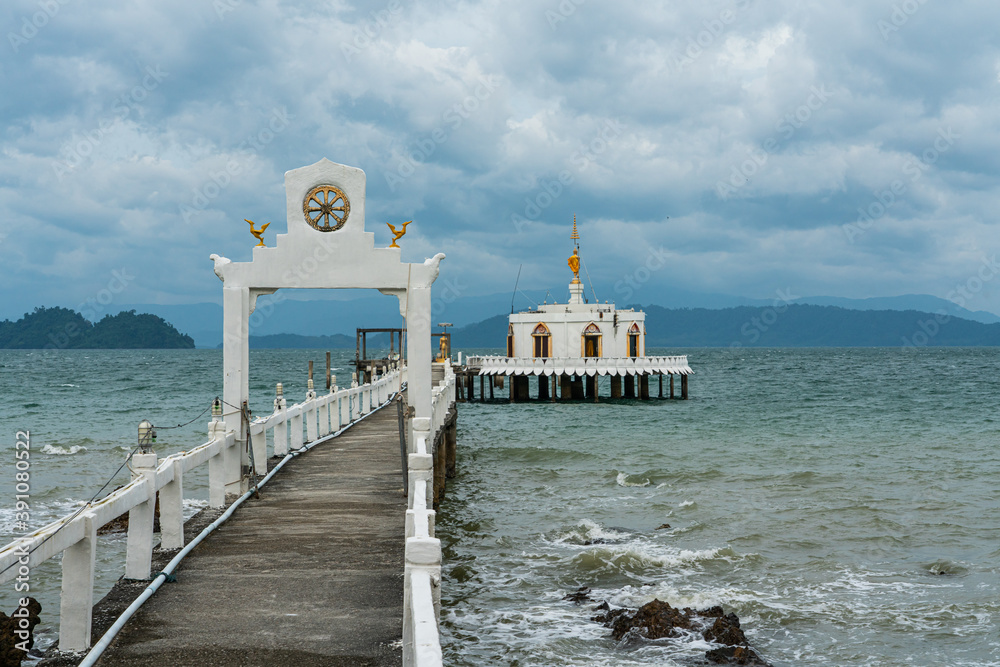 Naklejka premium Floating Buddhism chapel in Koh Phayam island, Raning, Thailand
