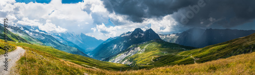 Fényképezés Panorama of the valley and the storm is comming to the Chamonix Mont Blanc valle