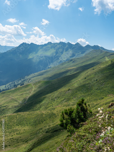 Fototapeta Naklejka Na Ścianę i Meble -  Landscape panorama in Tyrol, Austria