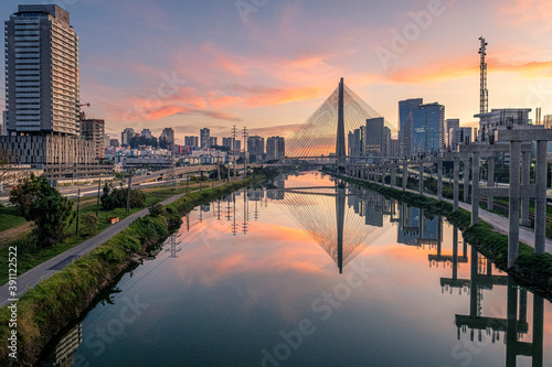 Ponte estaiada São Paulo
