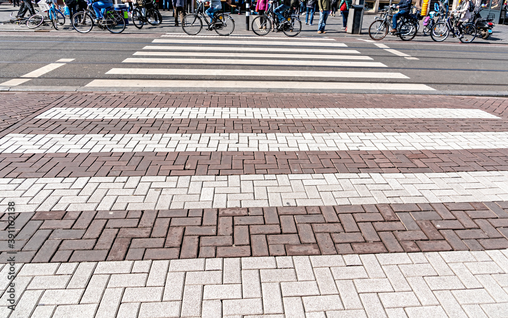 Obraz premium Crosswalk & Bicycles