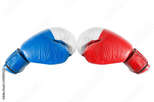 Boxing glove isolated © Tarzhanova