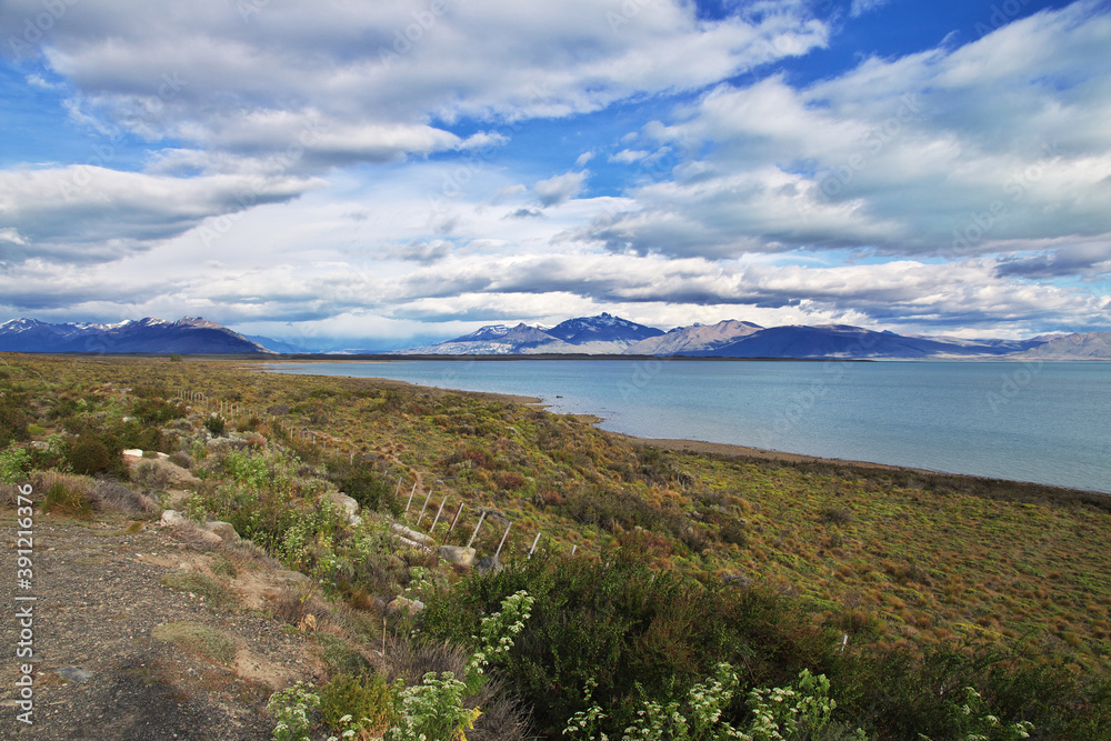 Lago argentino lake in El Calafate, Patagonia, Argentina