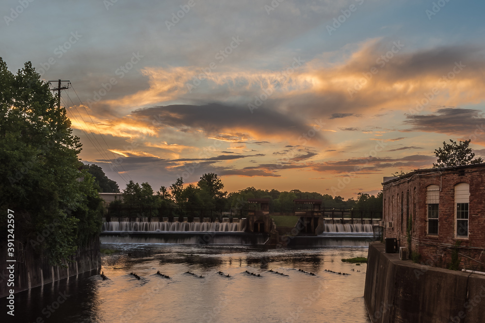 Naklejka premium Clouds and Water