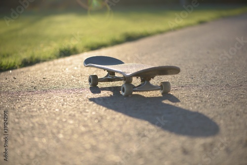 skateboard