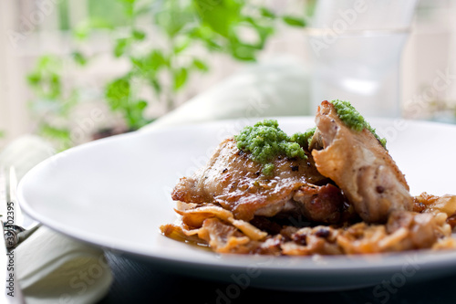 Quick braised chicken thighs with caramelized fennel photo