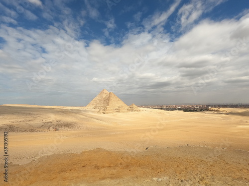 Giza pyramids landscape. historical egypt pyramids.