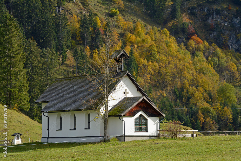 birgsau-kapelle im allgäu bei oberstdorf