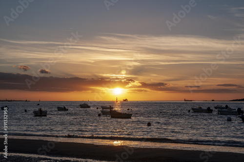 Atardecer en la desembocadura del río Guadalquivir. Bonanza, Cádiz, Andalucía, España