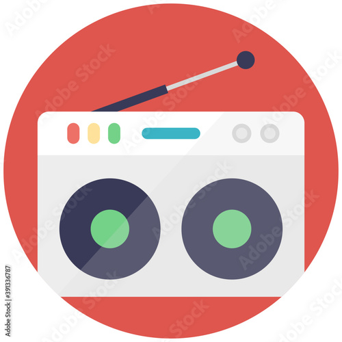 
Vintage radio receiver with antenna, flat vector icon
