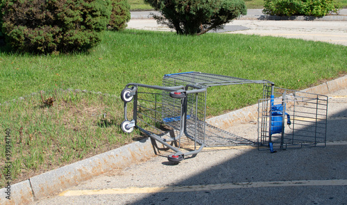 abandoned shopping cart