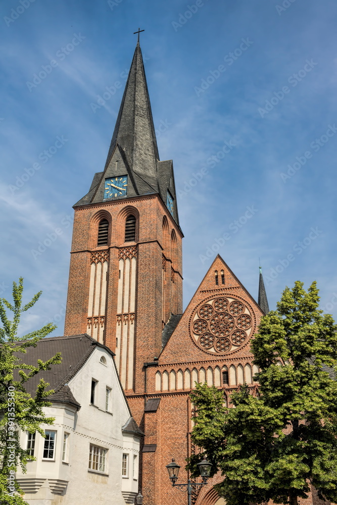 bitterfeld, deutschland - st.-antonius-kirche