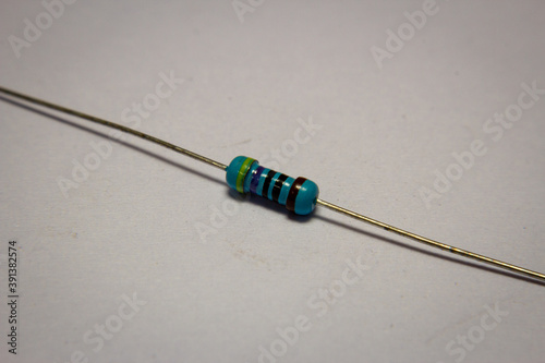 Electronic resistor for electronic devices photo