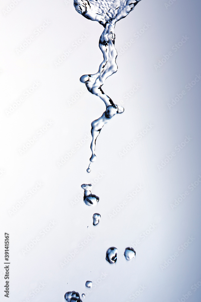 水 水