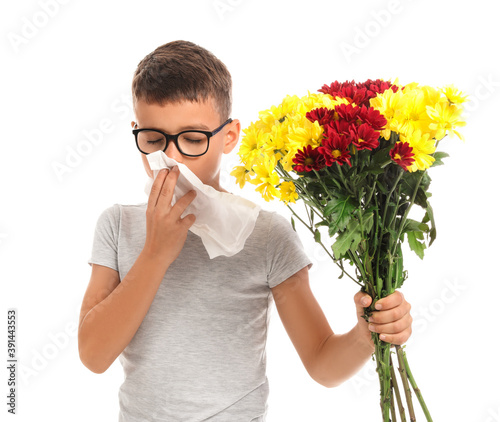 Allergic boy with flowers o...