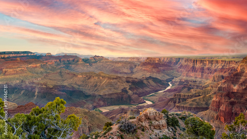 Stampa su tela panoramic view of the Colorado River for their Grand Canyon during a few afterno