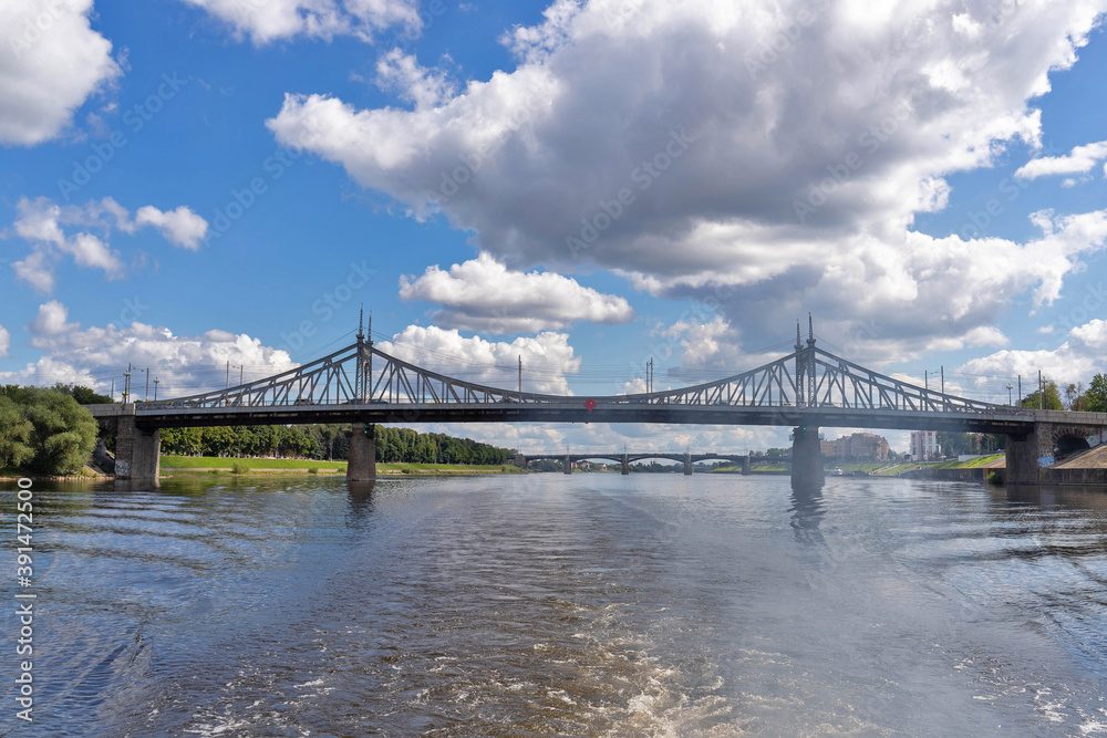 Obraz premium Tver. Tver region. Walk along the Volga. Views of the old Volga bridge