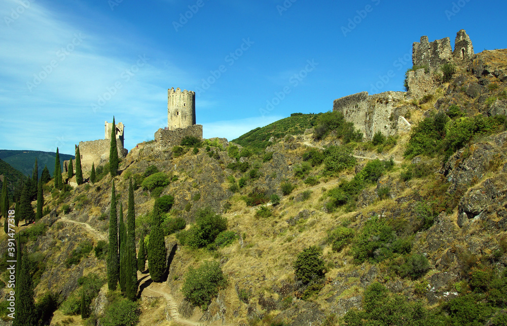 les quatre châteaux de Lastours