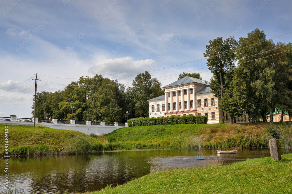 Uglich Kremlin. View of the historic building of the city Council from the S-shaped brook Stone. Uglich Kremlin. View of the historic building of the city Council from the S-shaped brook Stone.