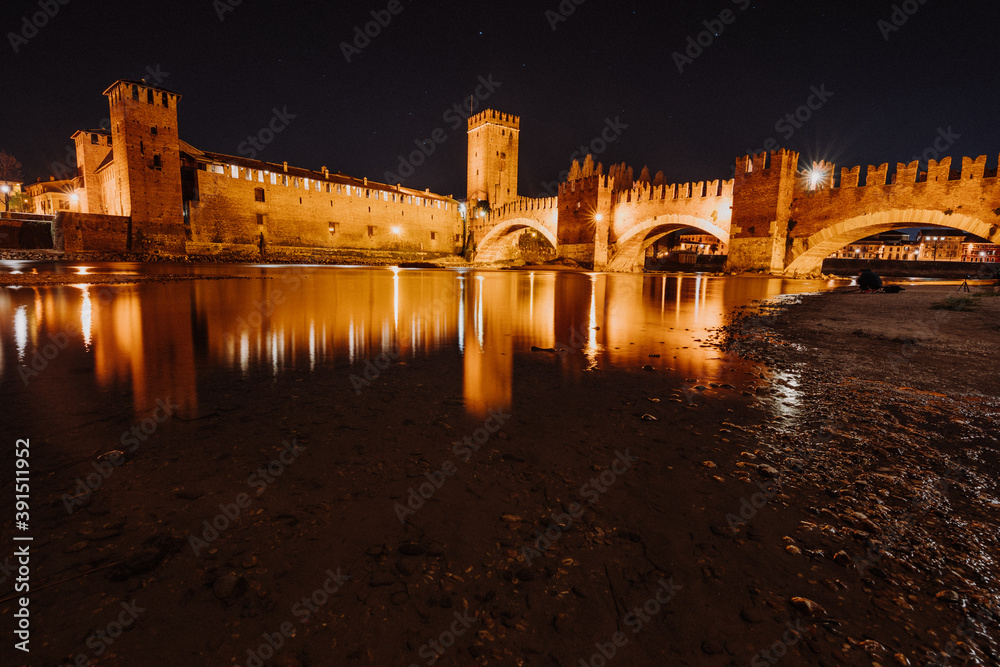Italien - Verona - Castelvecchio bei Nacht