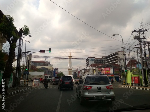 traffic in the city