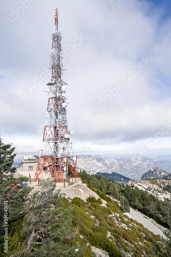 Fotografie View over the mountains in spain facing the sea radio antenna