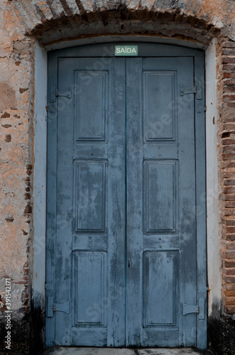 porta de uma igreja © Helena Carvalho