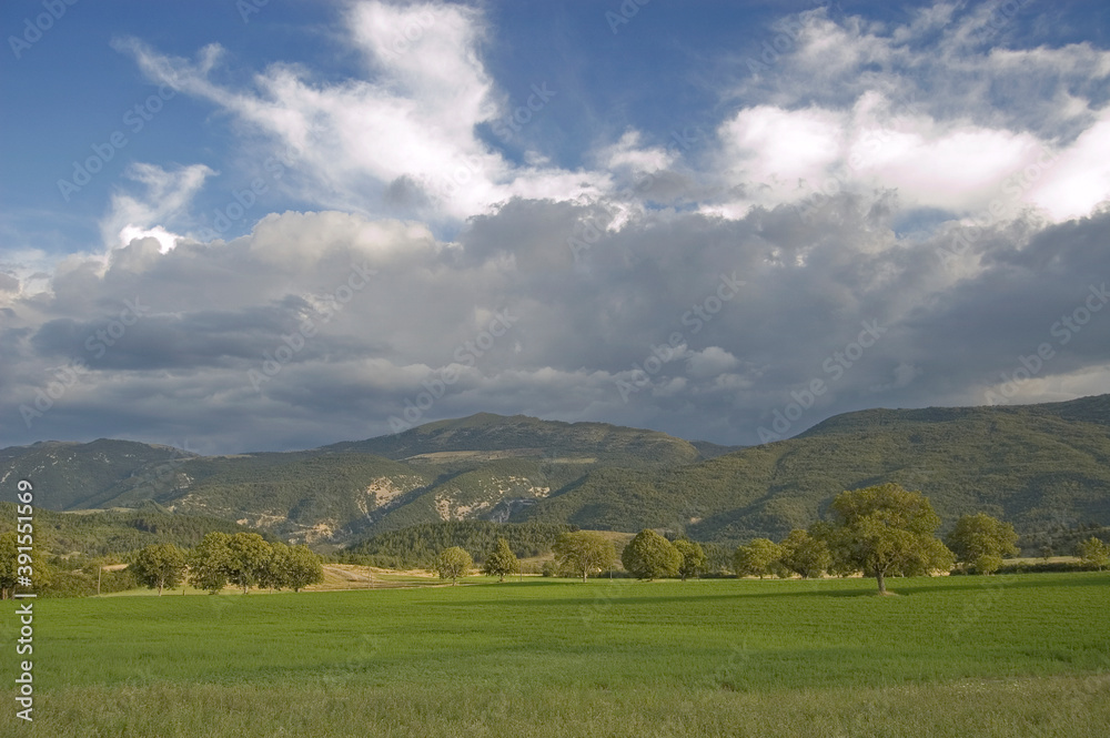Fototapeta premium Countryside near Vers sur Meogue