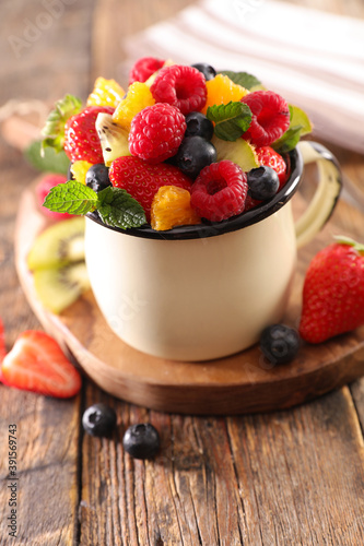 Fotografie, Obraz mixed fruit salad with berry fruit