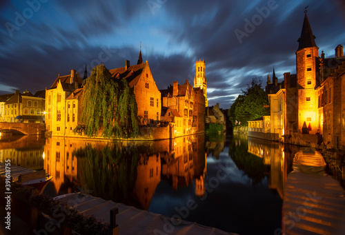 Brujas, Bélgica, paisaje nocturno, muelle del Rosario