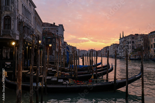Venice sunset © PlieDo