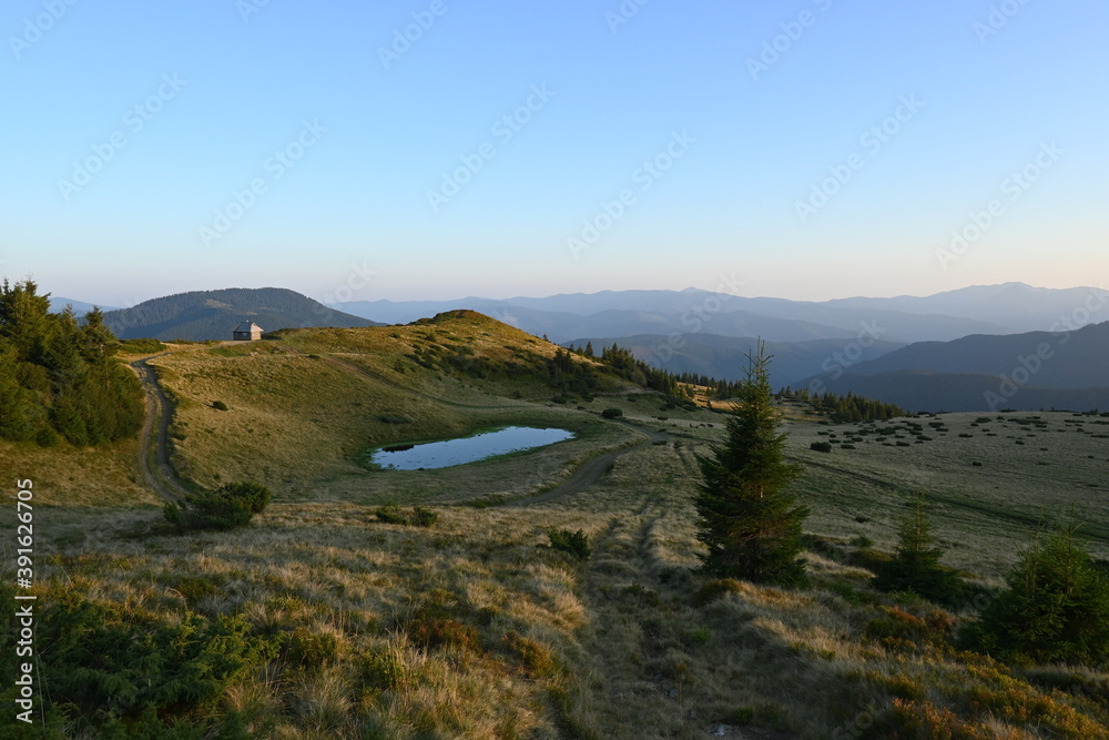 Mount Petros traverse, Ukrainian Carpathians
