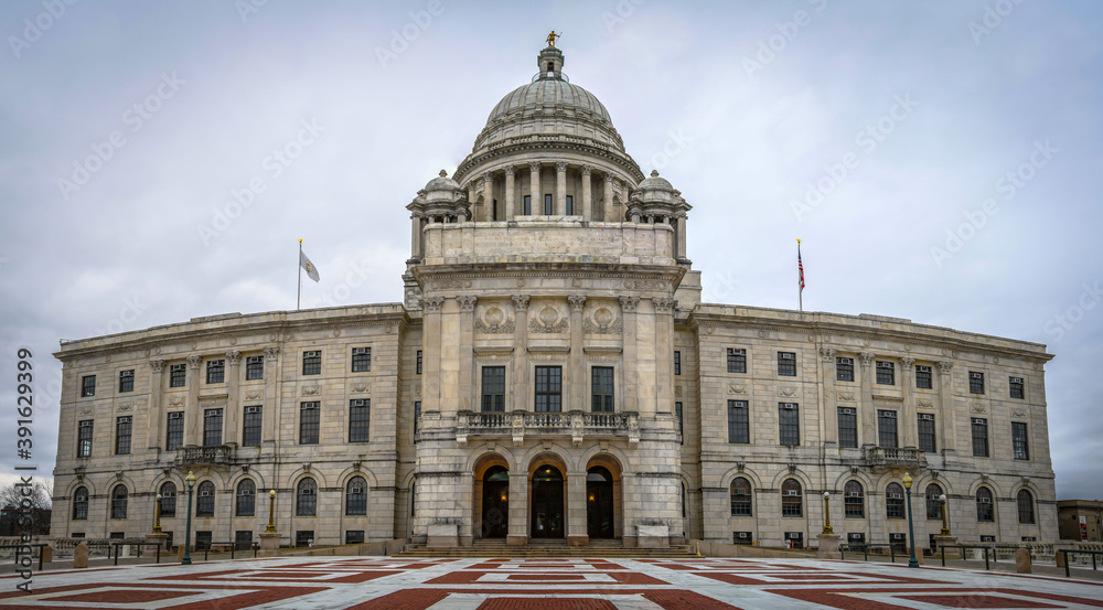 A wide view of the Rhode Island State House