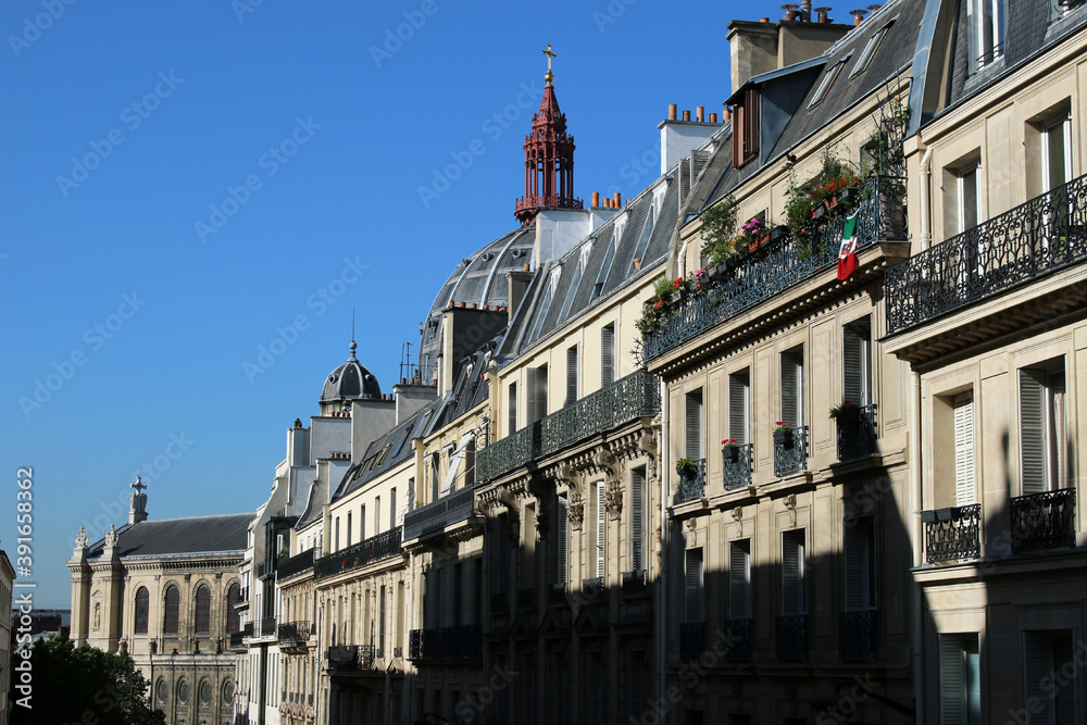 
Paris - Rue du Rocher 