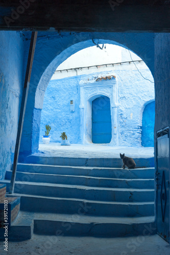 Alley in Chefchaouen © Olaf