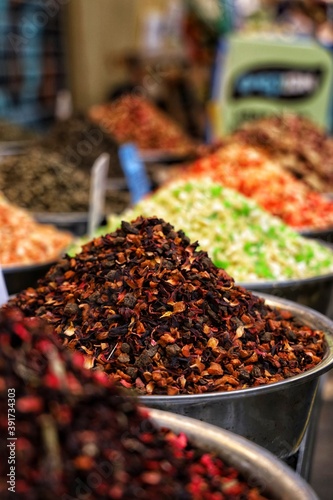 EPIC shot of colorful spices in the market