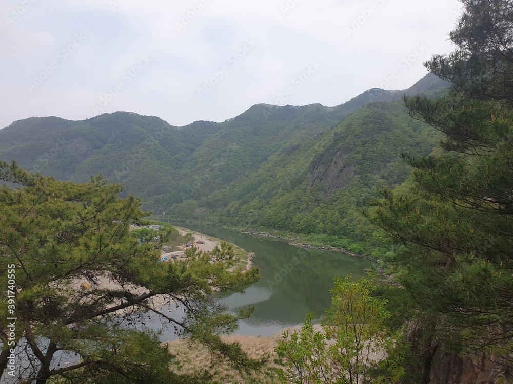 The background of the Chungju Sousu Palbo