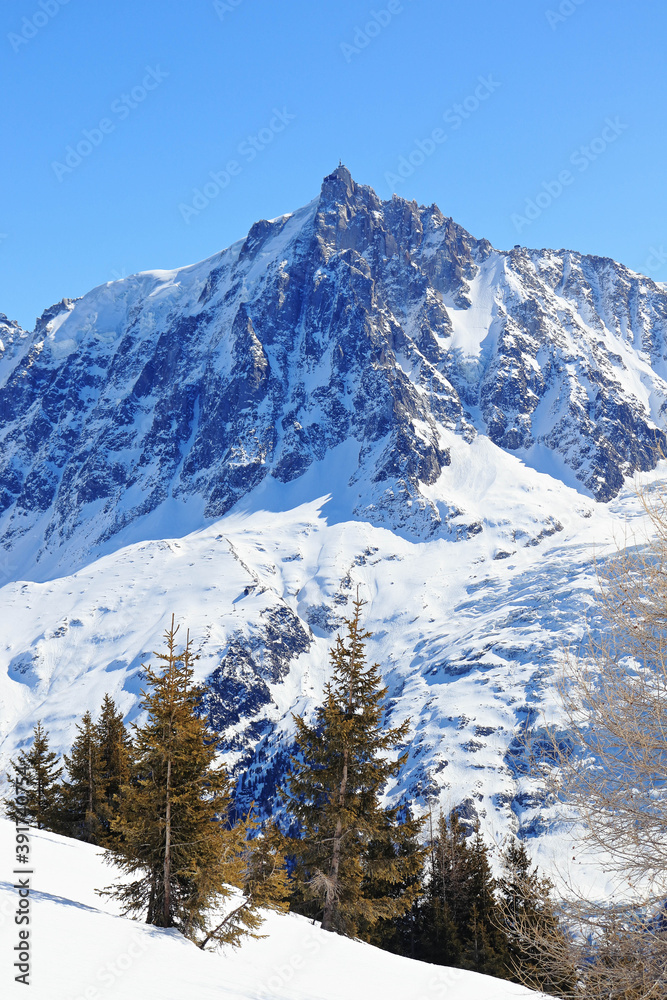 Aiguille du Midi, Massif du Mont-Blanc, Haute-Savoie Aiguille du Midi, Massif du Mont-Blanc, Haute-Savoie