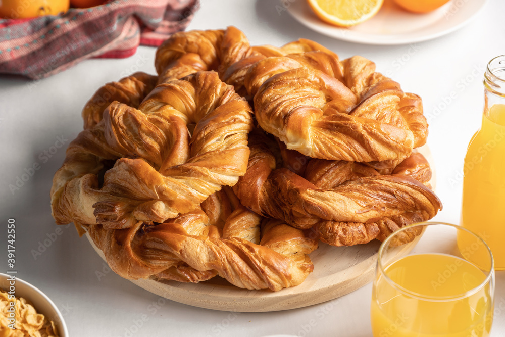 Breakfast with coffee, pastries, juice and cereals Breakfast with coffee, pastries, juice and cereals