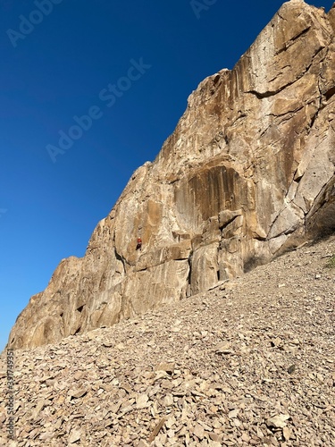 formations in region country