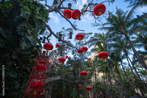 Принти на полотні Waikiki, Honolulu, Oahu, Hawaii - February 9, 2019: The Royal Hawaiian Center in Waikiki decorated the mall with red Chinese lanterns in celebration for the Lunar New Year which was in February