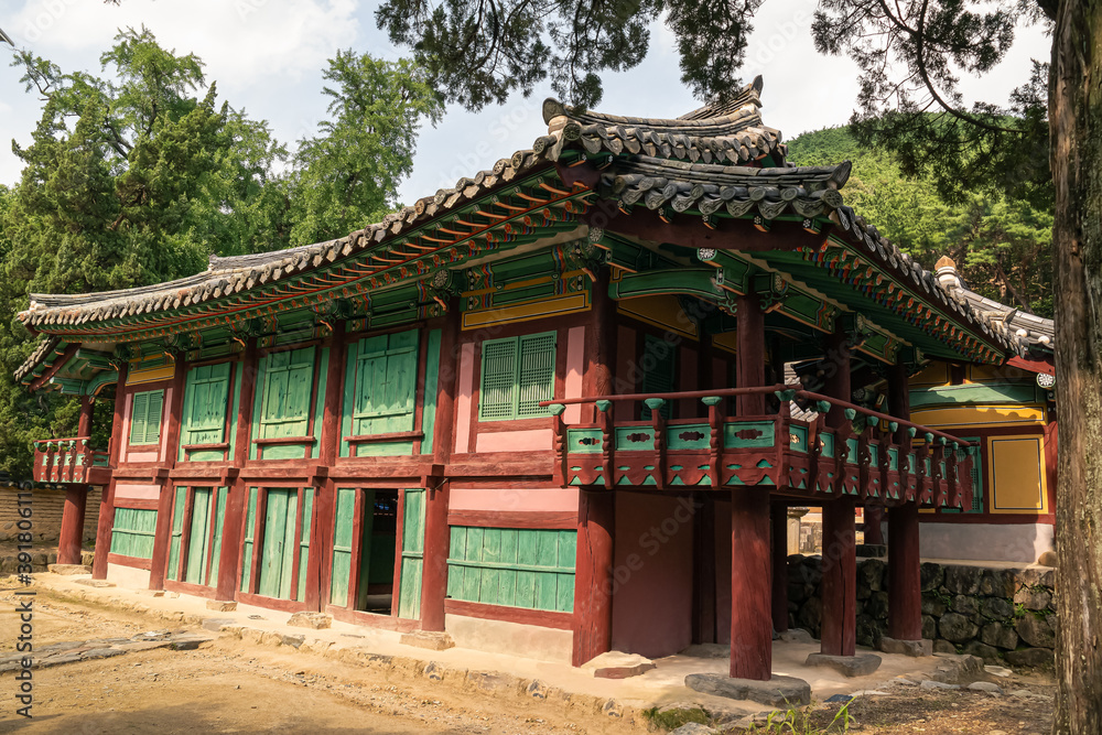 The entrance of Oksan Academy in Gyeongju, South Korea, a UNESCO World Heritage Site The entrance of Oksan Academy in Gyeongju, South Korea, a UNESCO World Heritage Site