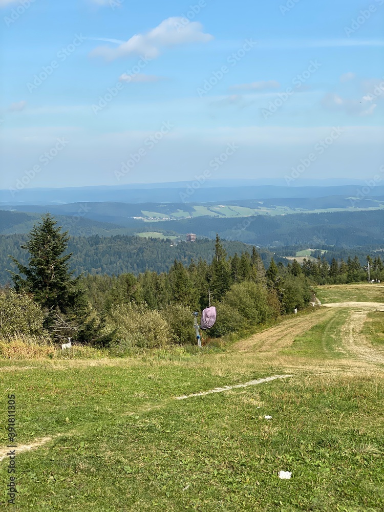 widok z Jaworzyny Krynickiej na góry Beskid Sądecki widok z Jaworzyny Krynickiej na góry Beskid Sądecki