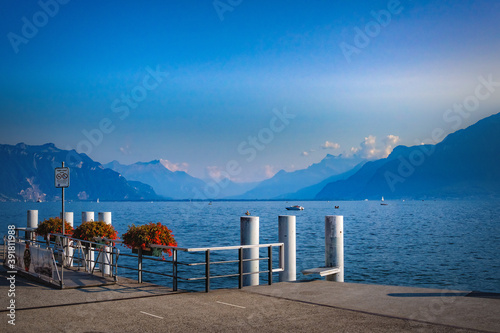 Bild auf Leinwand Les Alpes depuis Vevey